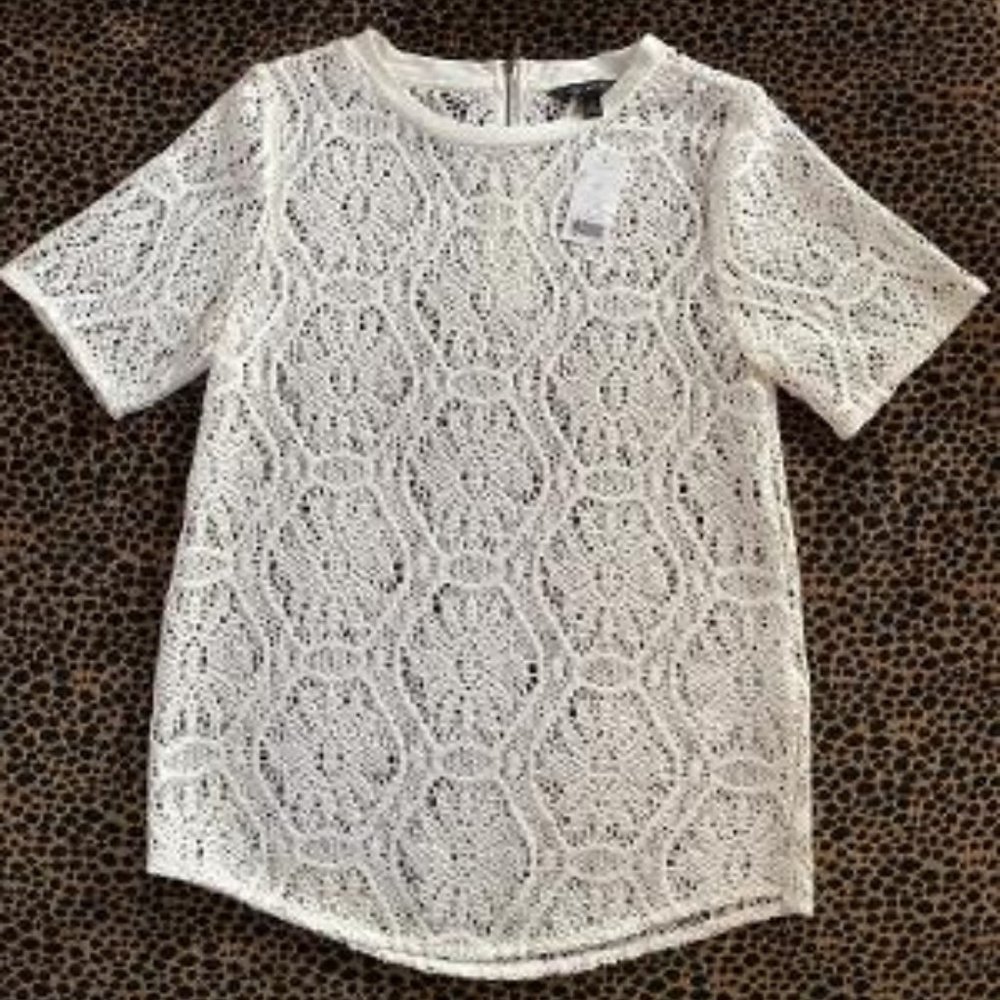 Banana Republic White Lace Top - NEW!  NWT